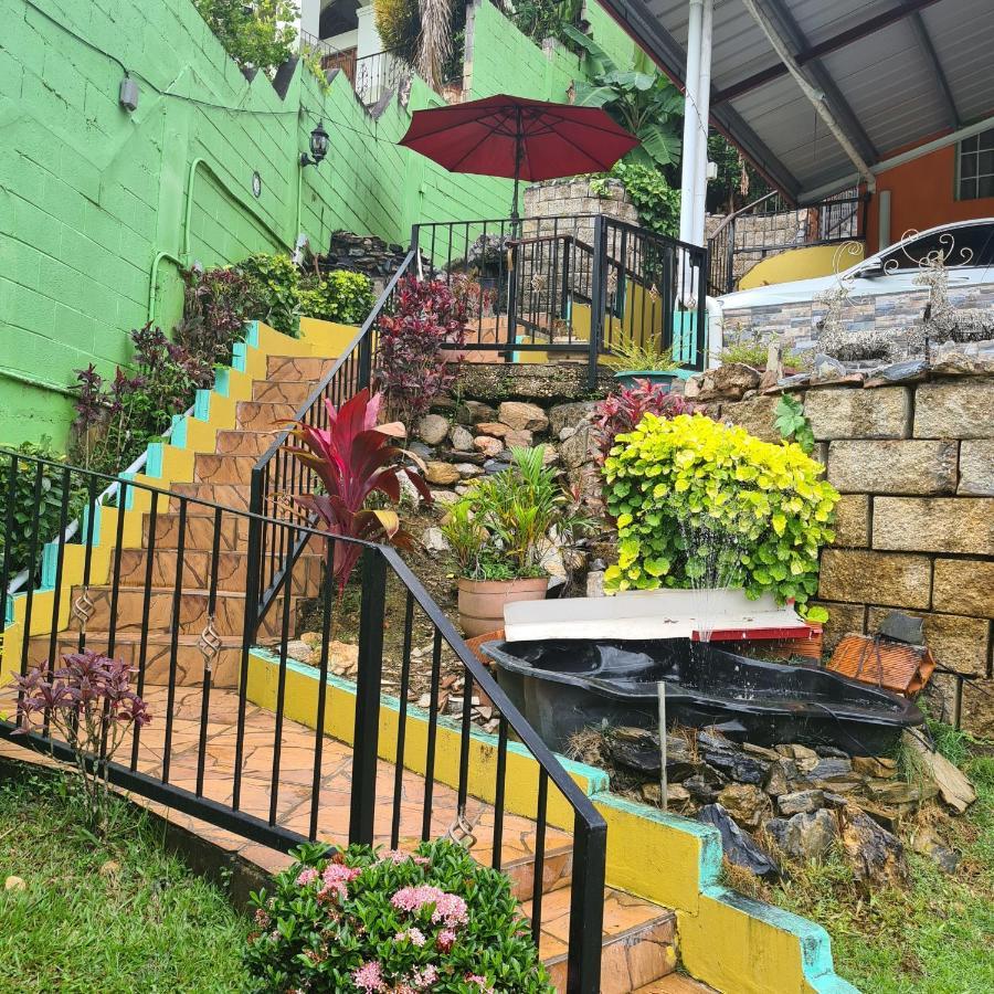 Mountain Palace Saint Joseph Exterior photo